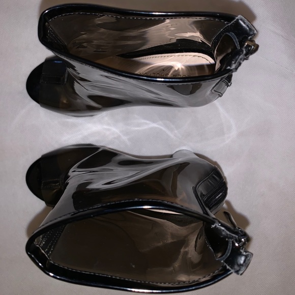 🎈🎊🔥HOST PICK🎉🚨🎈Pre Loved clear plastic ankle boots clear heel🔥 - Picture 9 of 16